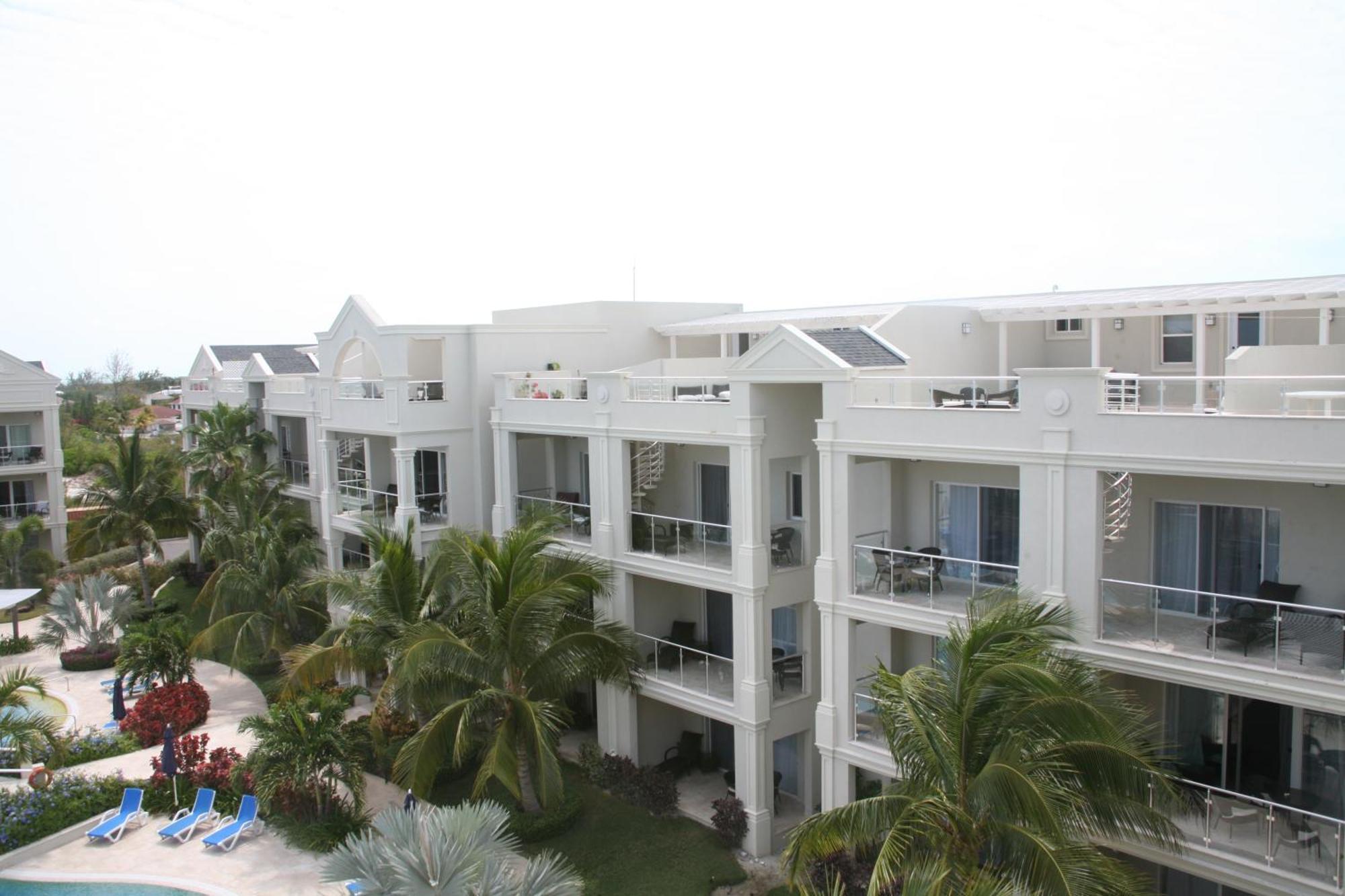 The Atrium Resort Grace Bay Exterior foto