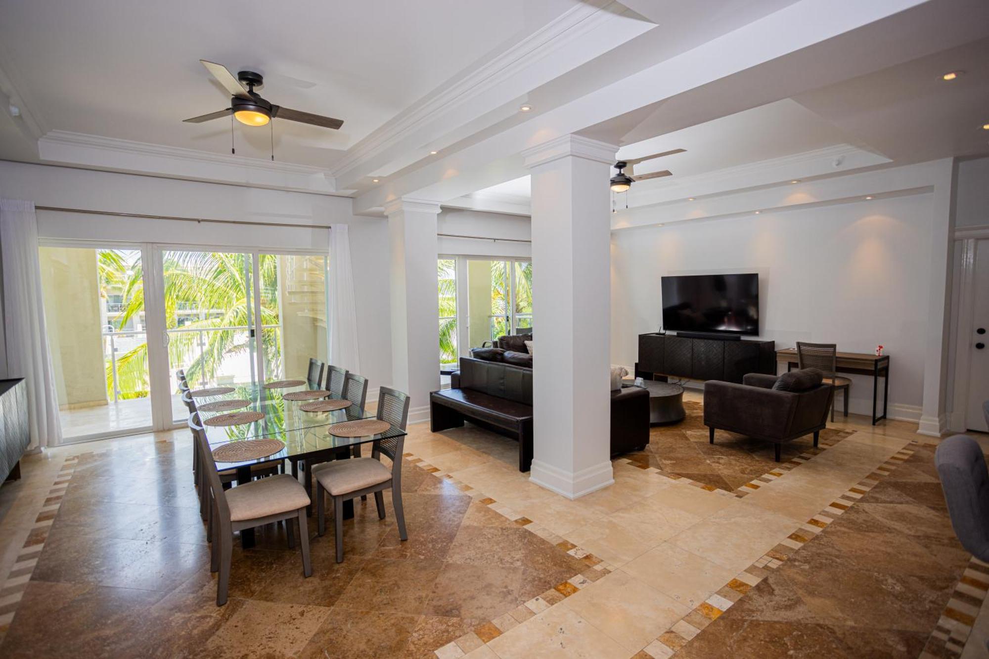 The Atrium Resort Grace Bay Exterior foto